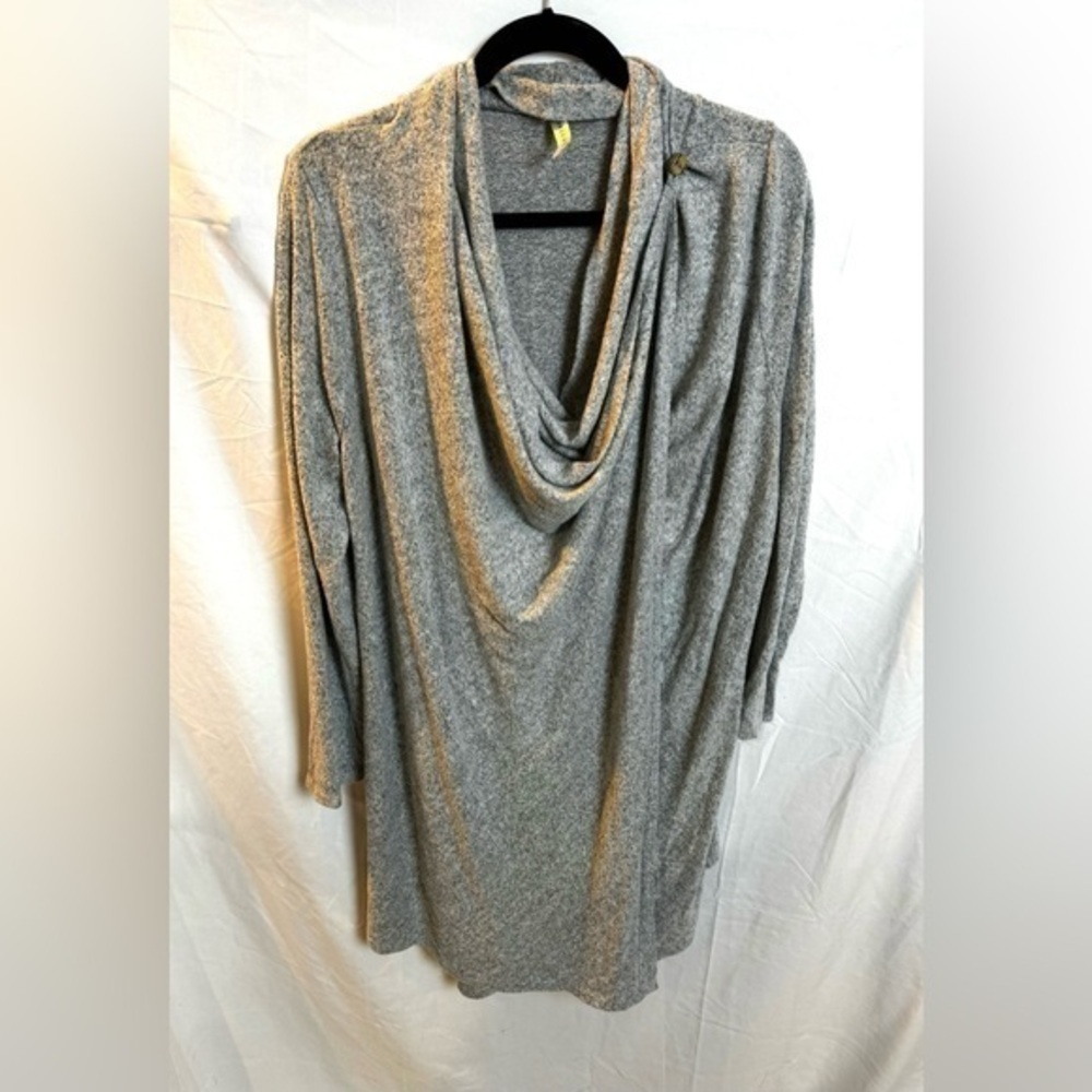 Emerald Plus Size Soft Drape Closure Cardigan 1X